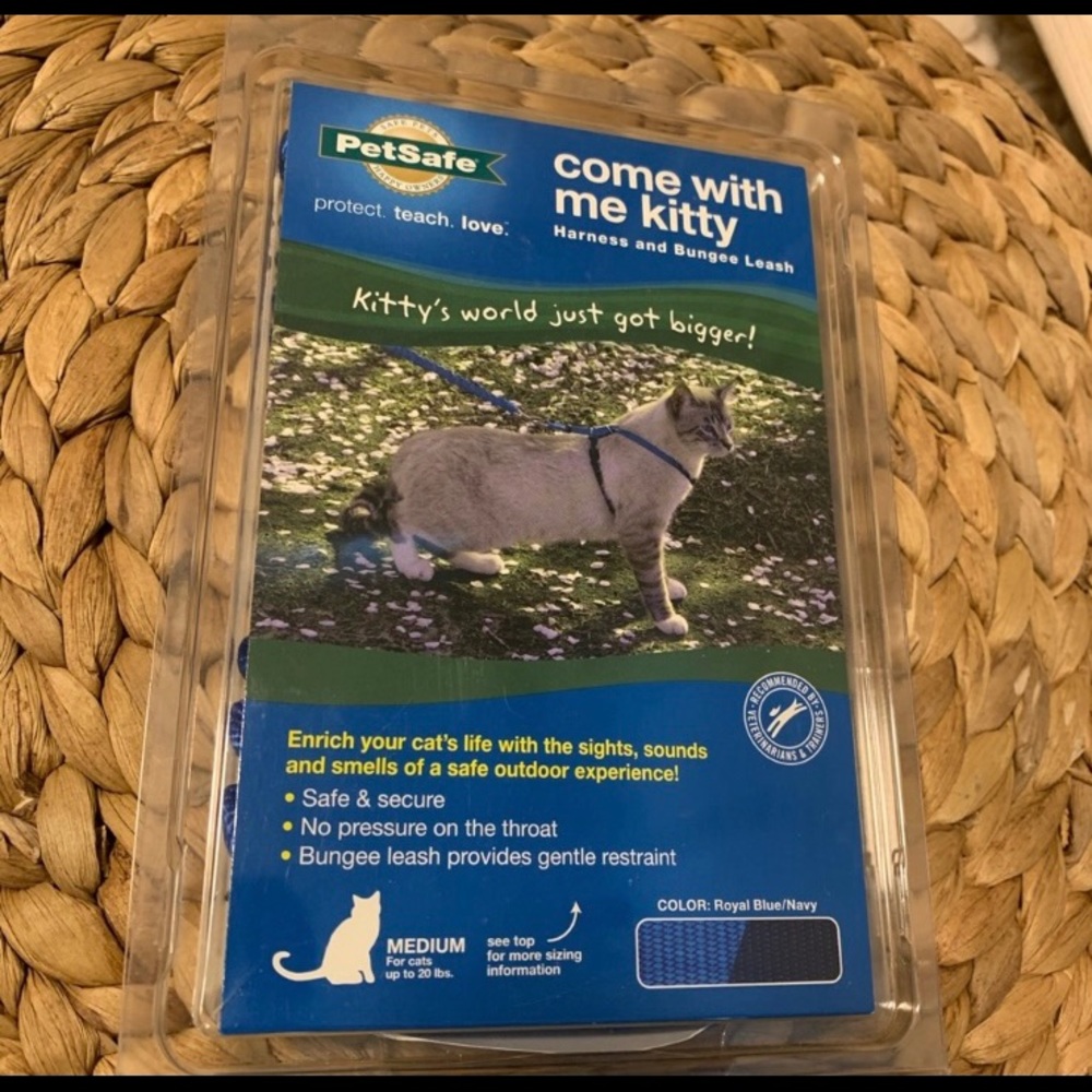 ⭐️ 5/$25 donating 8/12 PET-SAFE Come with Me Kitty Harness NIB